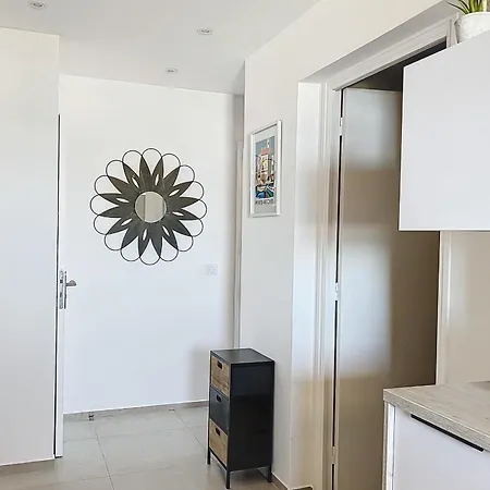 Apartment Pretty Cocoon With Harbour View *