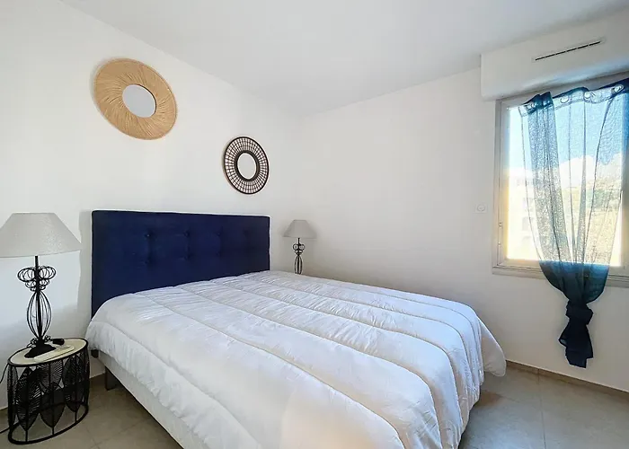 Pretty Cocoon With Harbour View * ポルトヴェッキオ